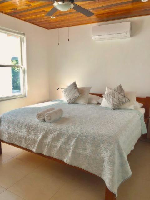 Velento Partial Ocean View #8 Villa Caye Caulker Exteriör bild
